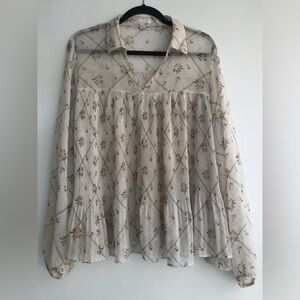 Pretty Floral print long sleeve sheer blouse